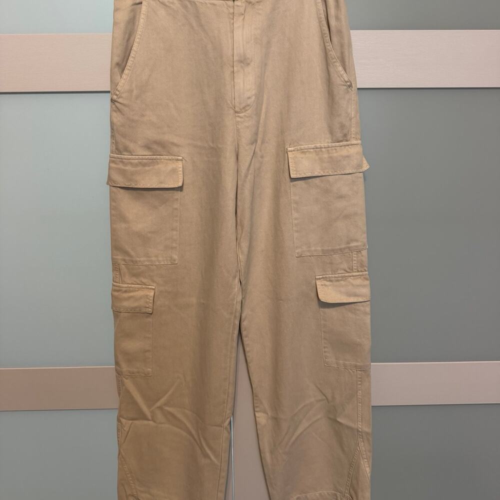 Young Fabulous & Broke (YFB) Women’s Cargo Pants Size Medium Beige